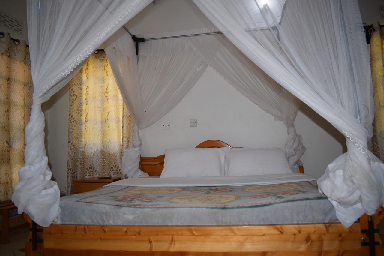 קראטו Ngorongoro Lodge מראה חיצוני תמונה