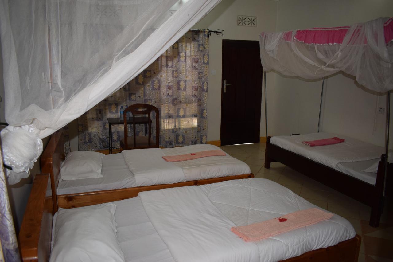 קראטו Ngorongoro Lodge מראה חיצוני תמונה
