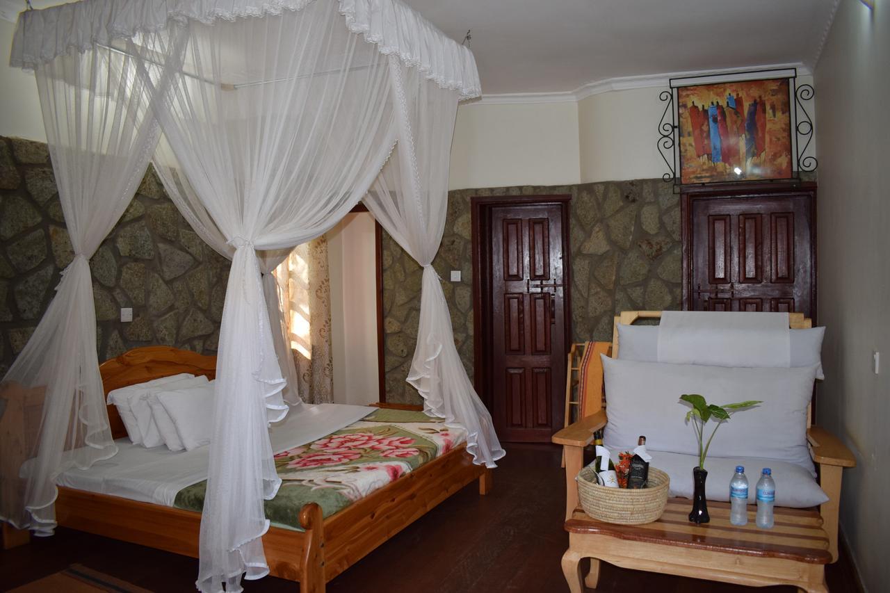 קראטו Ngorongoro Lodge מראה חיצוני תמונה