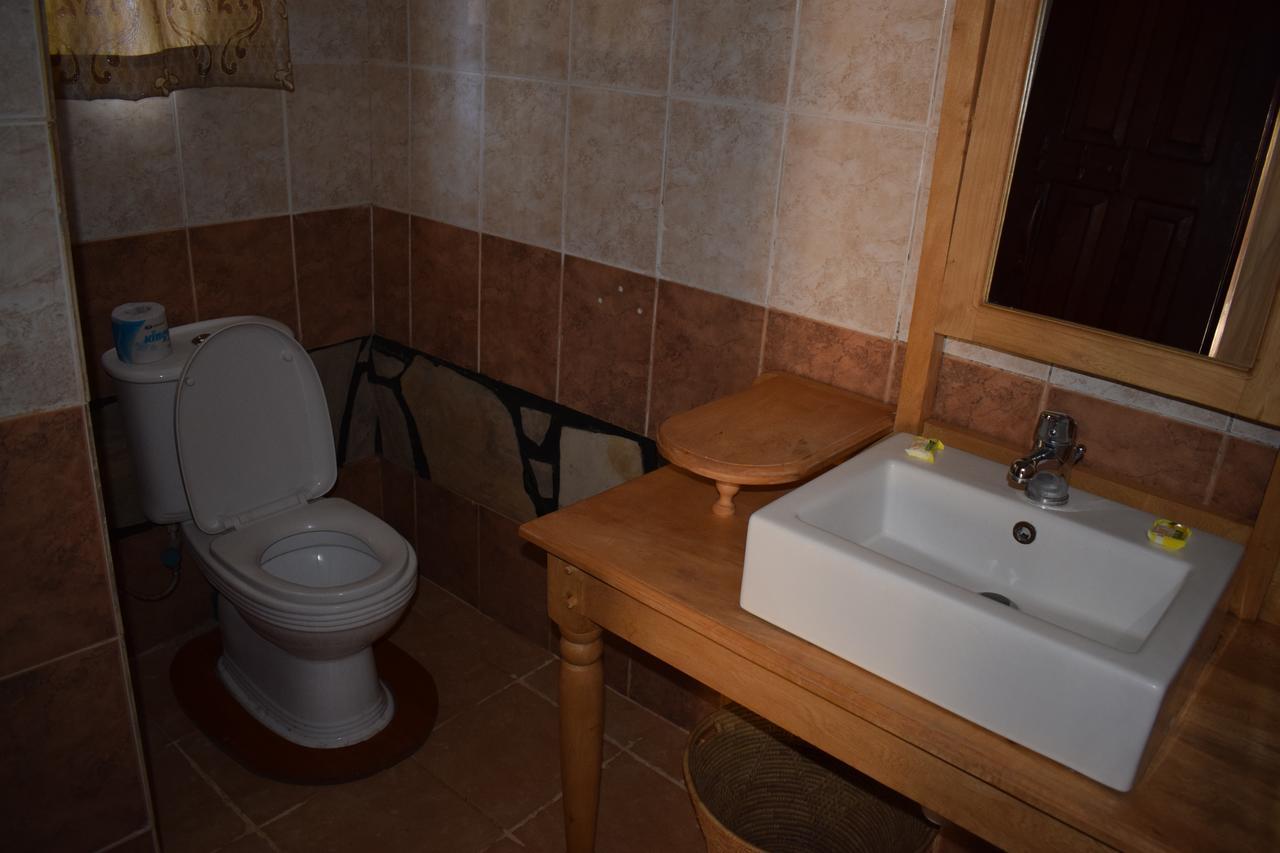 קראטו Ngorongoro Lodge מראה חיצוני תמונה