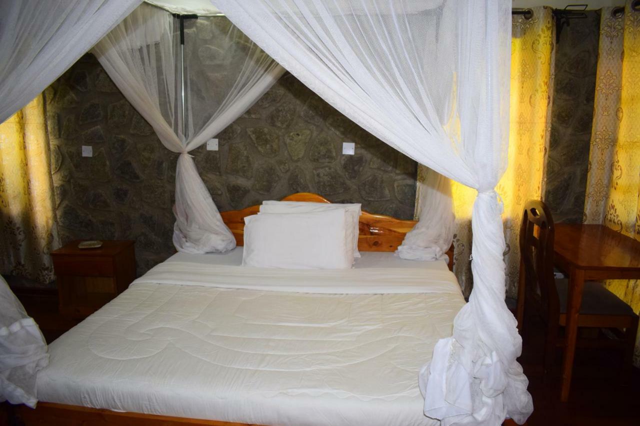 קראטו Ngorongoro Lodge מראה חיצוני תמונה
