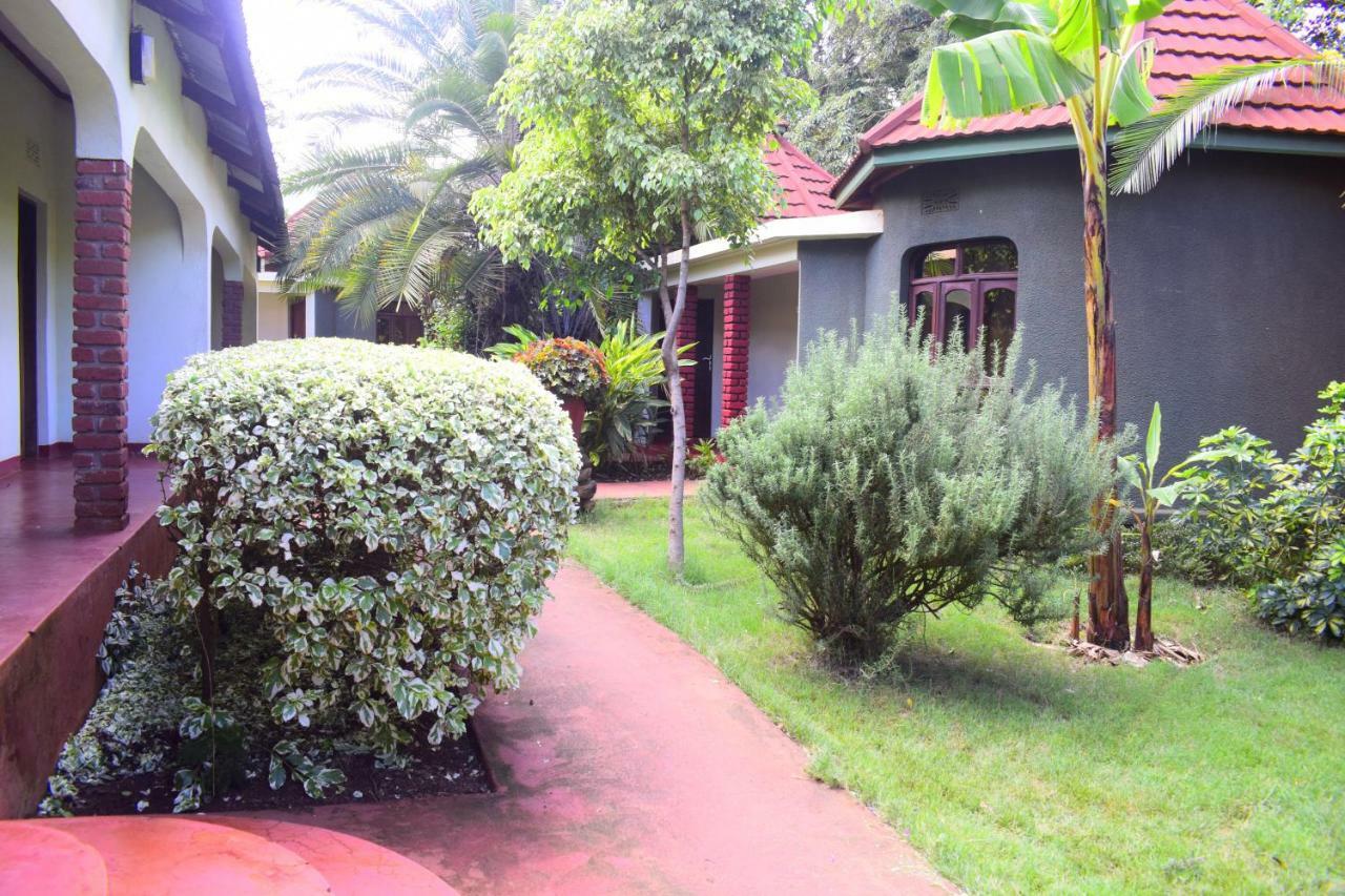 קראטו Ngorongoro Lodge מראה חיצוני תמונה