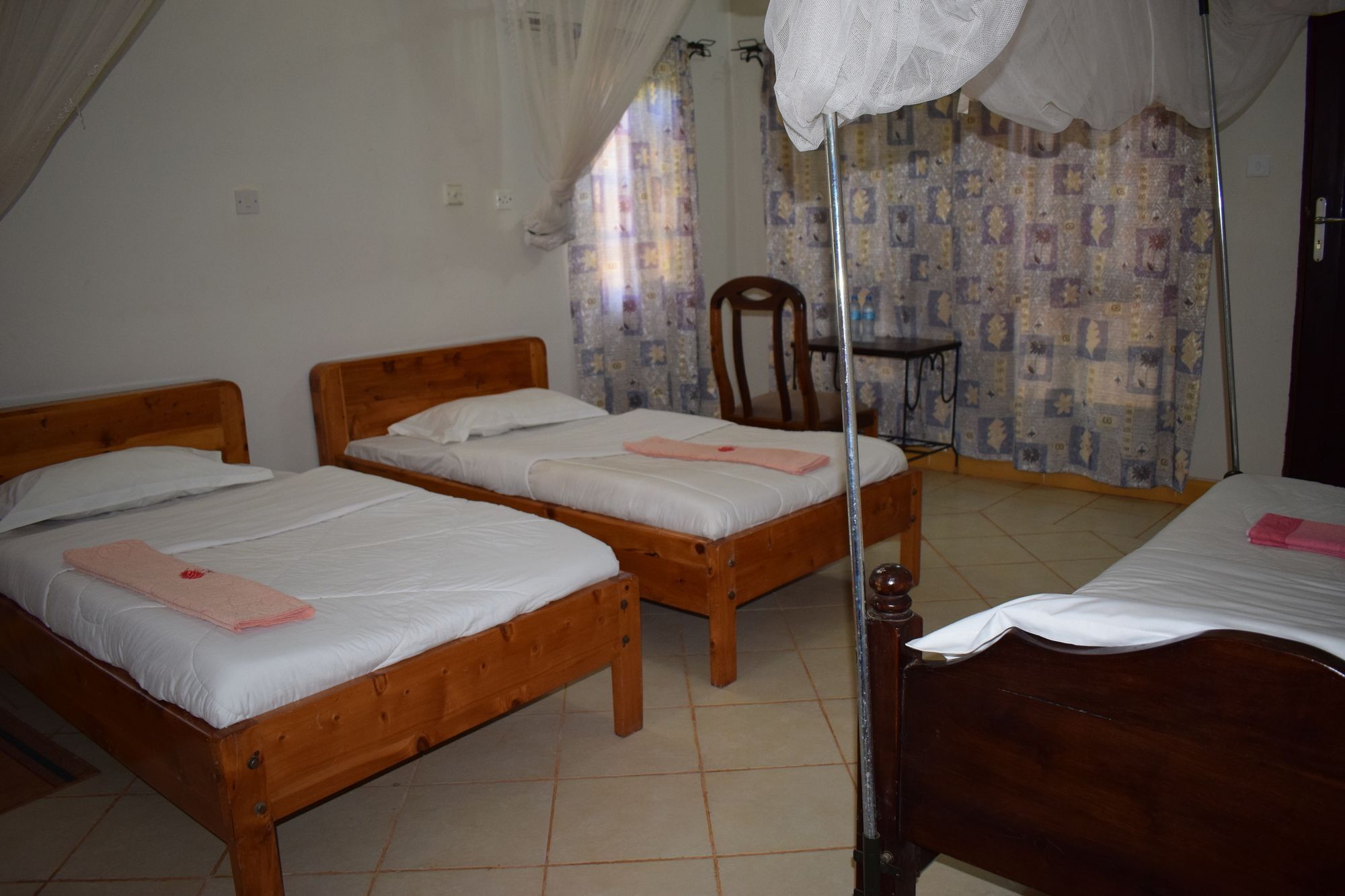 קראטו Ngorongoro Lodge מראה חיצוני תמונה